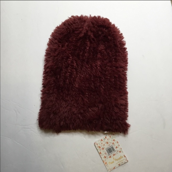 NWT Free People Head in the Clouds Berry Beanie - Picture 2 of 5